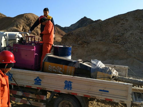 土石方開采石料加工 硬石開采難不倒，頂石機(jī)口碑廠家助力高效生產(chǎn)